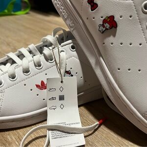 Hello Kitty Stan smith